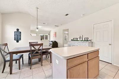 1409 Dundee Drive, Arlington, TX 76002 - Photo 13