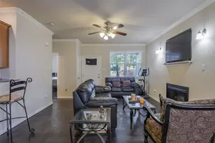 714 N Center St, Arlington, TX 76011 - Photo 15