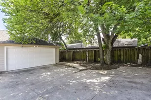 714 N Center St, Arlington, TX 76011 - Photo 9