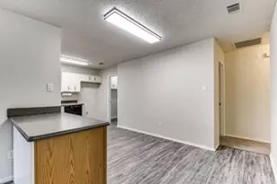 625 Hollyberry Dr, Mansfield, TX 76063 - Photo 9
