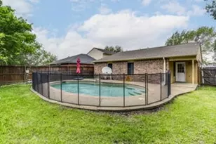 625 Hollyberry Dr, Mansfield, TX 76063 - Photo 23