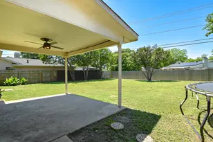 2517 Fairbrook St, Irving, TX 75062 - Photo 7