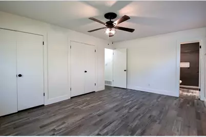 2517 Fairbrook Street, Irving, TX 75062 - Photo 15