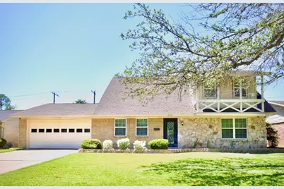 2517 Fairbrook Street, Irving, TX 75062 - Photo 3