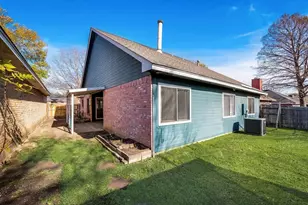 812 Melville Dr, Arlington, TX 76015 - Photo 17