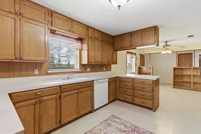 3523 E Highway 199 #C, Springtown, TX 76082 - Photo 15