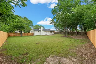 311 Arthur St, McGregor, TX 76657 - Photo 21