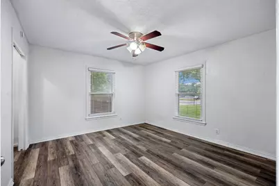 421 S 1st Street, Krum, TX 76249 - Photo 13