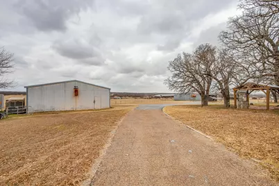 938 County Road 3341, Paradise, TX 76073 - Photo 13