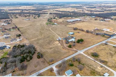 938 County Road 3341, Paradise, TX 76073 - Photo 5