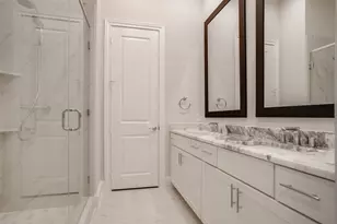 4651 New Water Ln, Dallas, TX 75219 - Photo 11