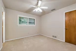 2000 Lake Shore Ln, Plano, TX 75023 - Photo 17