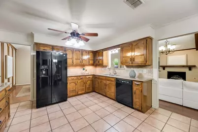 2000 Lake Shore Lane, Plano, TX 75023 - Photo 7