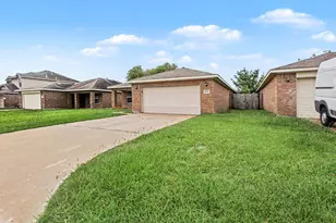 18011 Kinsale Valley Ln, Houston, TX 77060 - Photo 3