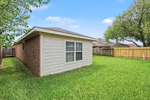 18011 Kinsale Valley Ln, Houston, TX 77060 - Photo 35