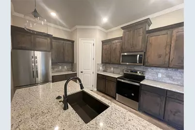3022 Promenade Drive, Granbury, TX 76049 - Photo 7
