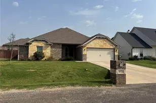 3022 Promenade Dr, Granbury, TX 76049 - Photo 1
