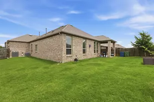 10916 Glover Ln, Aubrey, TX 76227 - Photo 23