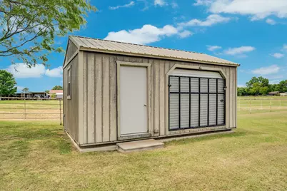 241 Cody Road, Ennis, TX 75119 - Photo 35