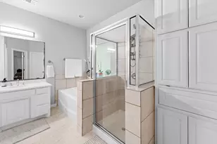 1025 Pearson St, Irving, TX 75061 - Photo 11