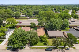 7103 Wake Forrest Dr, Dallas, TX 75214 - Photo 29