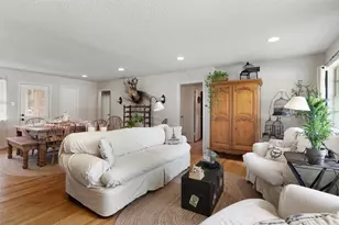 7103 Wake Forrest Dr, Dallas, TX 75214 - Photo 7