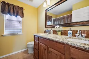 232 Touchdown Dr, Irving, TX 75063 - Photo 21
