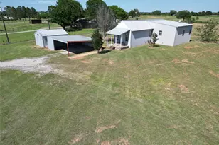 1701 Fox Rd, Millsap, TX 76066 - Photo 29