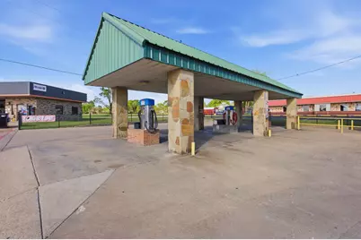 315 W Lennon, Emory, TX 75440 - Photo 3