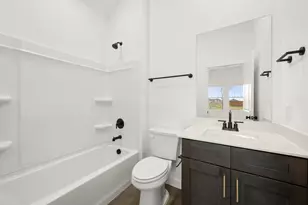 704 Tyronza Dr, Justin, TX 76247 - Photo 9