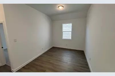 704 Tyronza Drive, Justin, TX 76247 - Photo 11