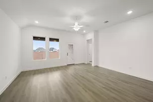 704 Tyronza Dr, Justin, TX 76247 - Photo 21