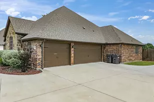 12204 Lighthouse Hill, Azle, TX 76020 - Photo 3