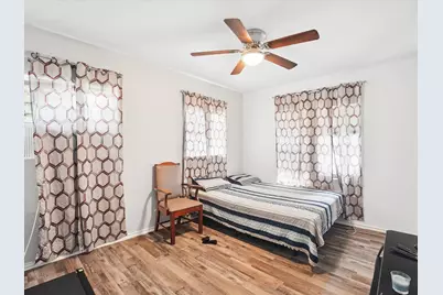 503 E 6th Street, Dallas, TX 75203 - Photo 15