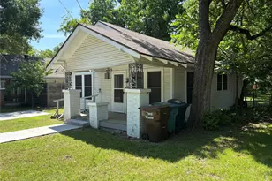 327 Egan St, Denton, TX 76201 - Photo 3