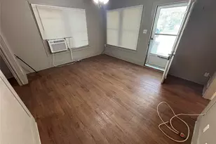 327 Egan St, Denton, TX 76201 - Photo 5