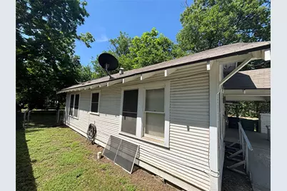 327 Egan Street, Denton, TX 76201 - Photo 17