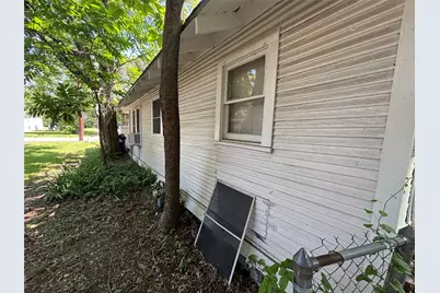 327 Egan Street, Denton, TX 76201 - Photo 23