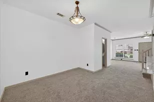 2312 Calendar Ct, Grand Prairie, TX 75050 - Photo 15