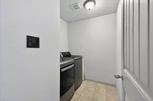 2312 Calendar Ct, Grand Prairie, TX 75050 - Photo 27