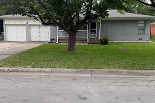 3606 Reeves St, North Richland Hills, TX 76117 - Photo 1
