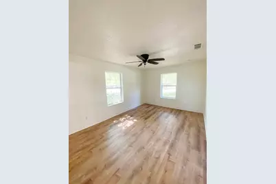 209 Lajodepa Street, Grand Saline, TX 75140 - Photo 7
