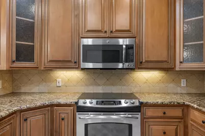 3317 Tiverton Court, Arlington, TX 76001 - Photo 11
