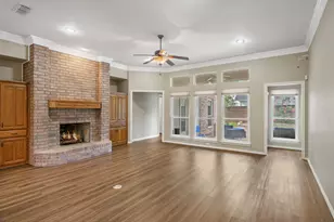 3317 Tiverton Ct, Arlington, TX 76001 - Photo 3