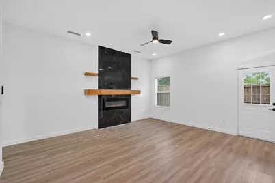 2113 Henry Street #A, Greenville, TX 75401 - Photo 7