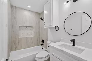 2113 Henry St, Greenville, TX 75401 - Photo 15