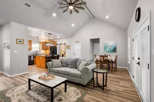 1446 Faulkner Rd, Sunset, TX 76270 - Photo 13