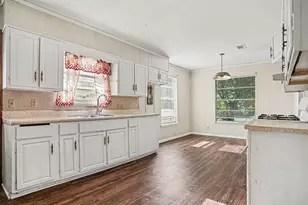 5918 Overlook Dr, Dallas, TX 75227 - Photo 9