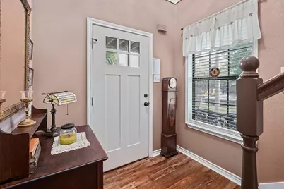 306 Wilson Street, Lake Dallas, TX 75065 - Photo 9