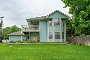 306 Wilson St, Lake Dallas, TX 75065 - Photo 3